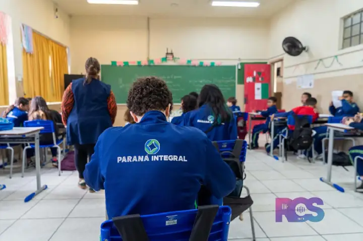 100 mil alunos da rede estadual fazem a Prova Paraná Mais nesta semana