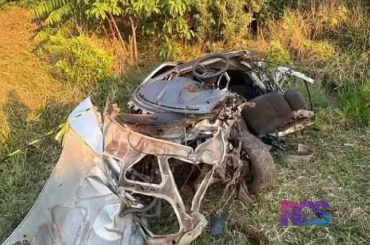 Acidente entre Gol e caminhão deixa uma pessoa morta na PRC-158, em Laranjeiras do Sul