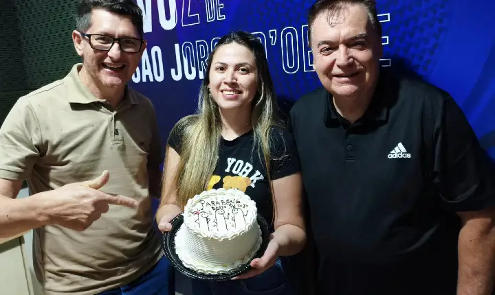 Aniversário em meses diferentes, festa no mesmo dia