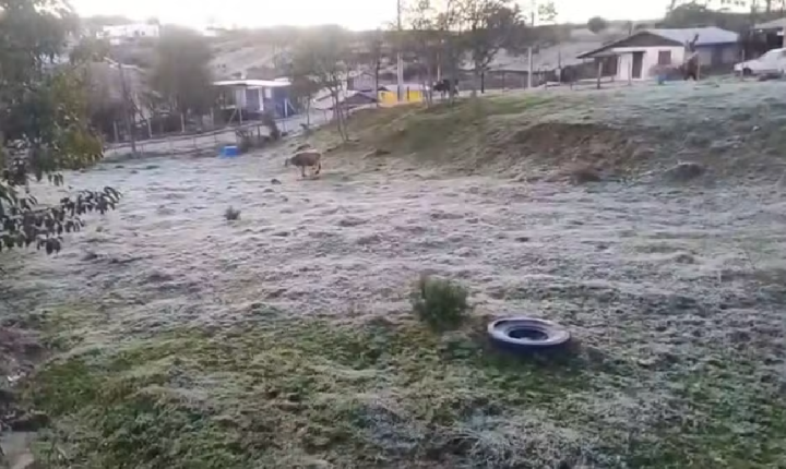 Ar polar derruba temperaturas no RS, que volta a registrar mínimas negativas; Serra marca -1,9°C