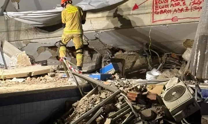 Bombeiros do Paraná mantêm busca por sobreviventes na força-tarefa na Venezuela