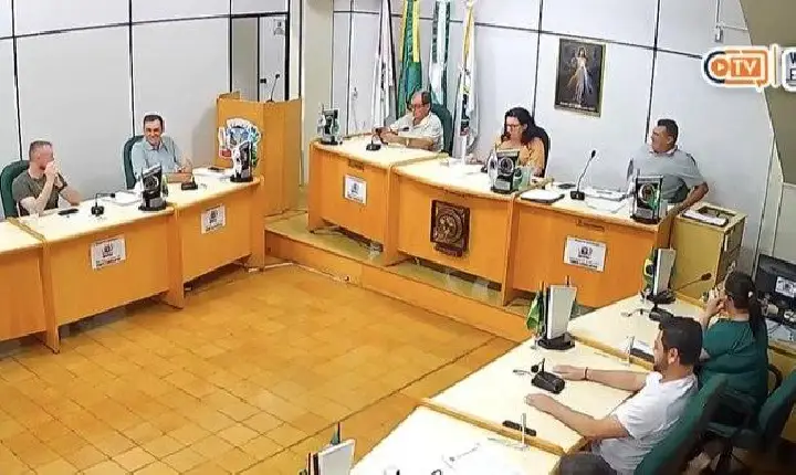 Câmara de São Jorge D’Oeste realiza duas sessões extraordinárias