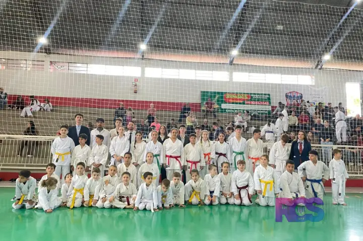CAMPEÃO GERAL DE KARATÊ!
