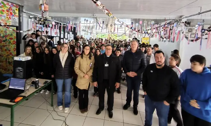 Colégio Estadual Padre José de Anchieta promove palestra sobre o combate às drogas em parceria com o Conselho da Comunidade