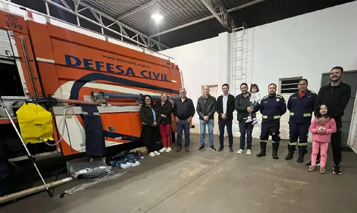 Conselho Municipal de Segurança entrega novo kit de equipamentos à Defesa Civil de São Jorge D’Oeste