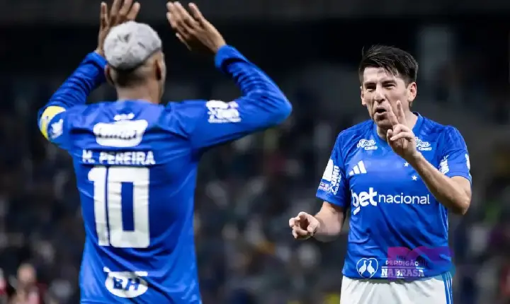 Cruzeiro vence Flamengo e Palmeiras agradece no Brasileirão