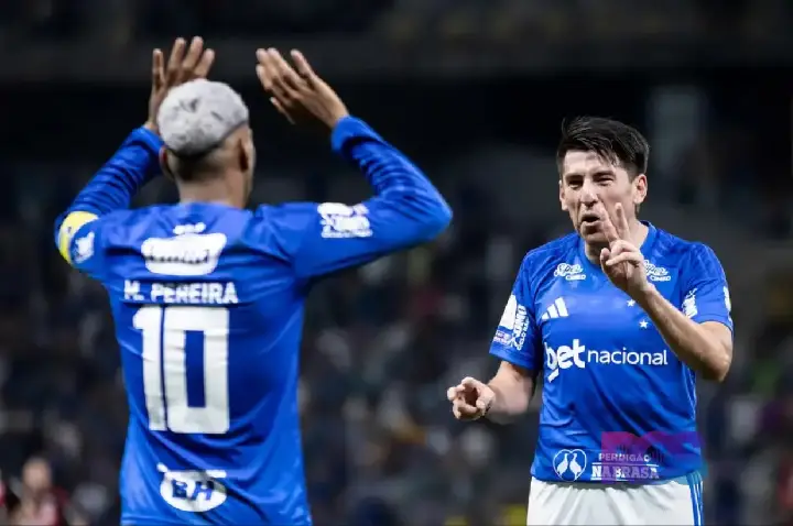 Cruzeiro vence Flamengo e Palmeiras agradece no Brasileirão