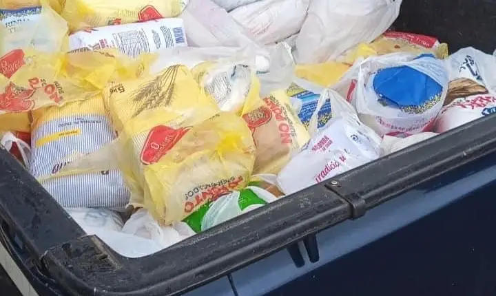 Departamento Municipal de Esportes  realiza doação de 300 kg de alimentos ao Movimento Solidário de Combate ao Câncer