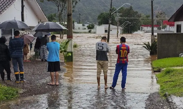 Estragos das chuvas já atingiram 85% dos municípios gaúchos