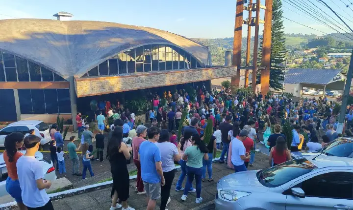 Fé e tradição marcam o Domingo de Ramos em São Jorge D’Oeste