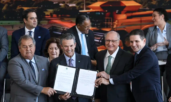 Governo federal lança Plano Safra 2026/2027 de R$ 525,1 bilhões