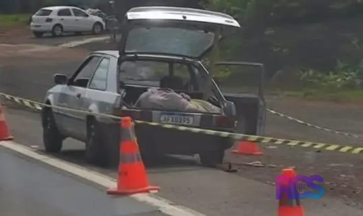 Homem é encontrado morto dentro de porta-malas às margens da BR-280 em Marmeleiro; casal é preso