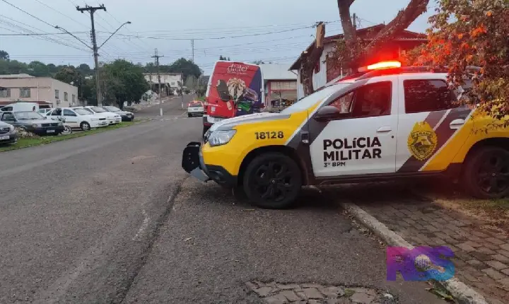 Homem é encontrado morto dentro de van no centro de São Jorge D’Oeste