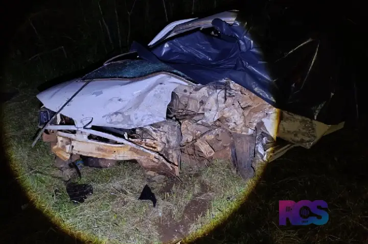 HOMEM MORRE EM COLISÃO FRONTAL ENTRE VECTRA E GOL NA BR-373, EM CHOPINZINHO