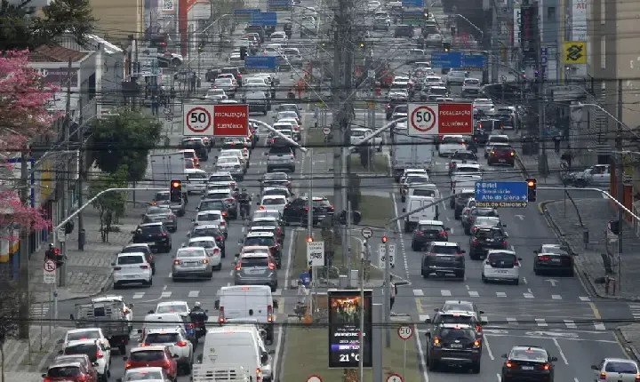 Licenciamento 2026 já começou no Paraná; confira o calendário