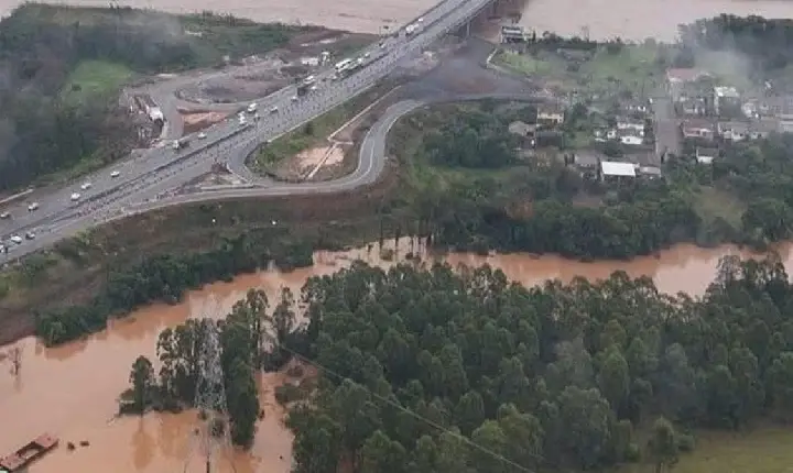 Mais uma enchente atinge Lajeado (RS)