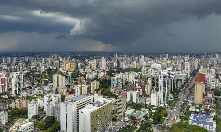 Onda de frio terá semana com tardes geladas abaixo de 16ºC no Paraná