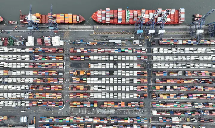 Paraná lidera exportações na região Sul no primeiro semestre com US$ 11,1 bilhões
