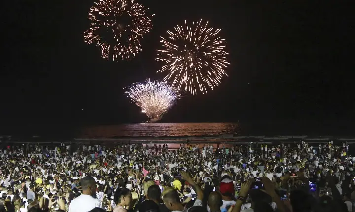 Paraná terá virada de ano movimentada com festas públicas em todo o Estado
