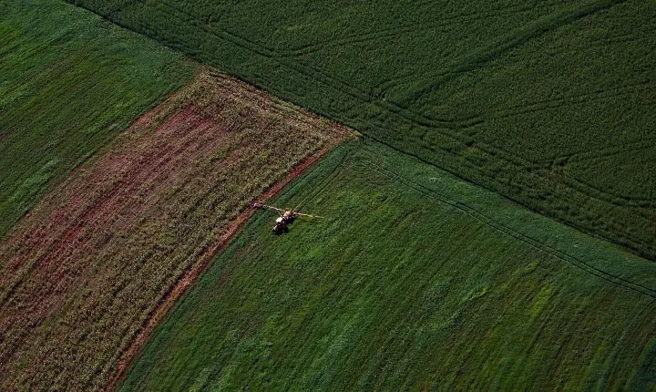 PIB do Paraná cresce 2,9% nos três primeiros trimestres, acima da média nacional