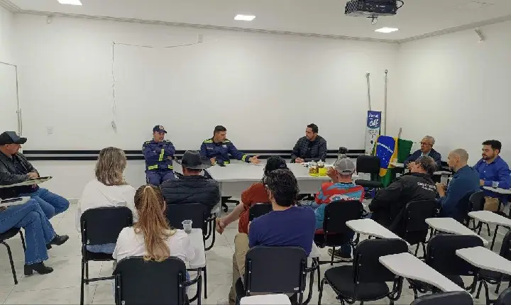 Prefeitura e Defesa Civil intensificam ações preventivas diante da previsão de chuvas intensas