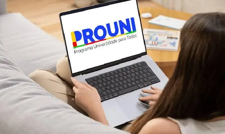 Prouni: estudantes pré-selecionados devem comprovar informações até sexta-feira (24)