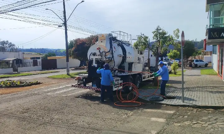 Sanepar assume responsabilidade pela conclusão da rede de esgoto após 11 anos de atrasos em São Jorge D’Oeste