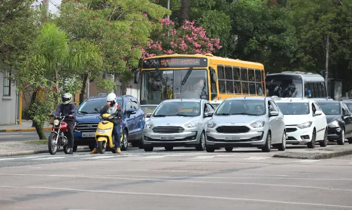 Terceira parcela do IPVA 2026 para placas 7 e 8 vence nesta quinta-feira
