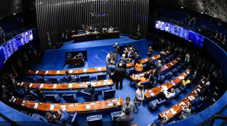 Projeto aumenta pena para desvios de recursos públicos em educação, saúde e seguridade social