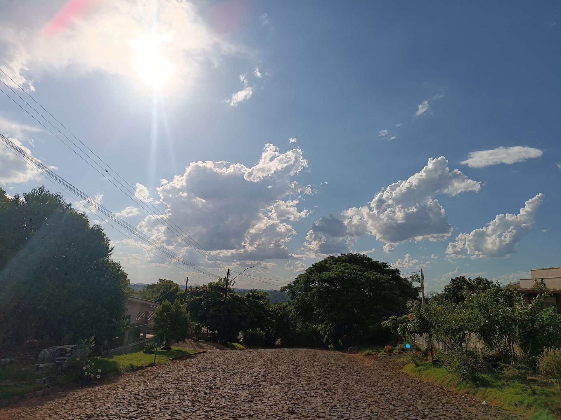 Nova onda de calor pode atingir recordes de temperatura.