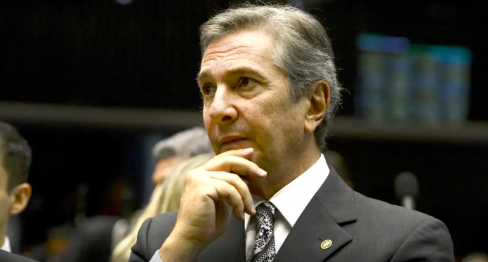 Ex-presidente Fernando Collor é preso em Maceió