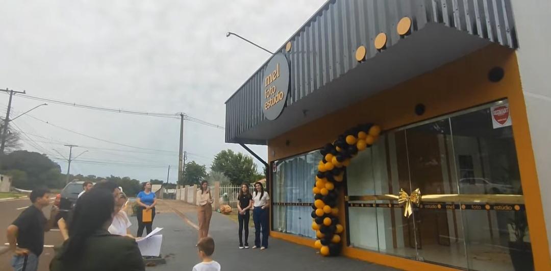 Neste Sábado, dia 12, foi inaugurado oficialmente a MEL Estúdio Fotográfico!