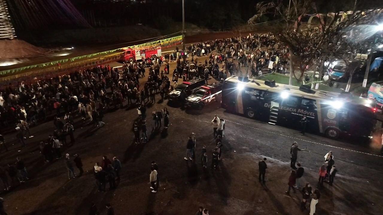 Polícia Civil do Paraná leva Delegacia Móvel e reforça segurança durante a tradicional Festa da Fogueira em São João