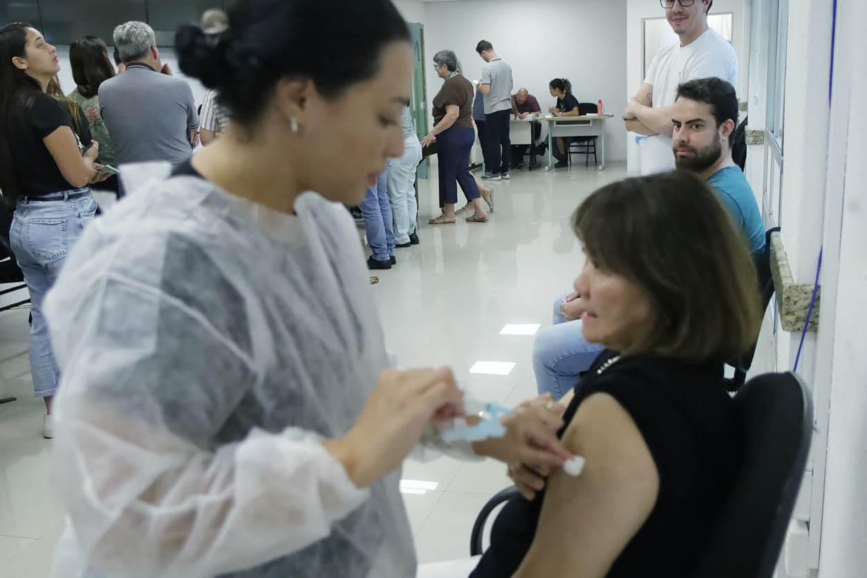 Com grande campanha, Paraná tem a 2ª maior cobertura vacinal contra a gripe do País