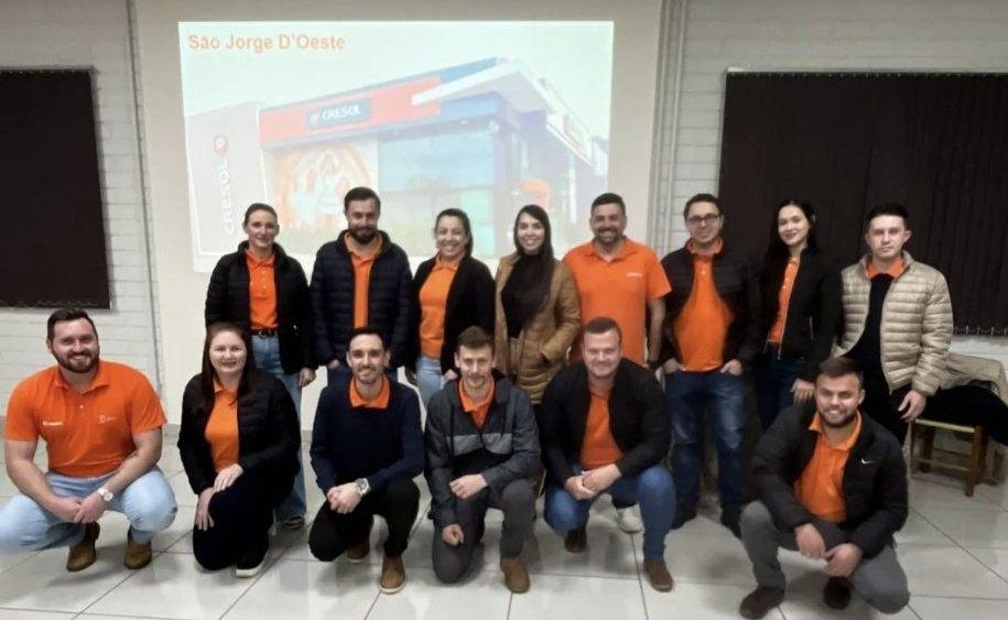Cresol e Coasul promovem encontro em São Jorge D’Oeste para esclarecer Plano Safra 2025/2026
