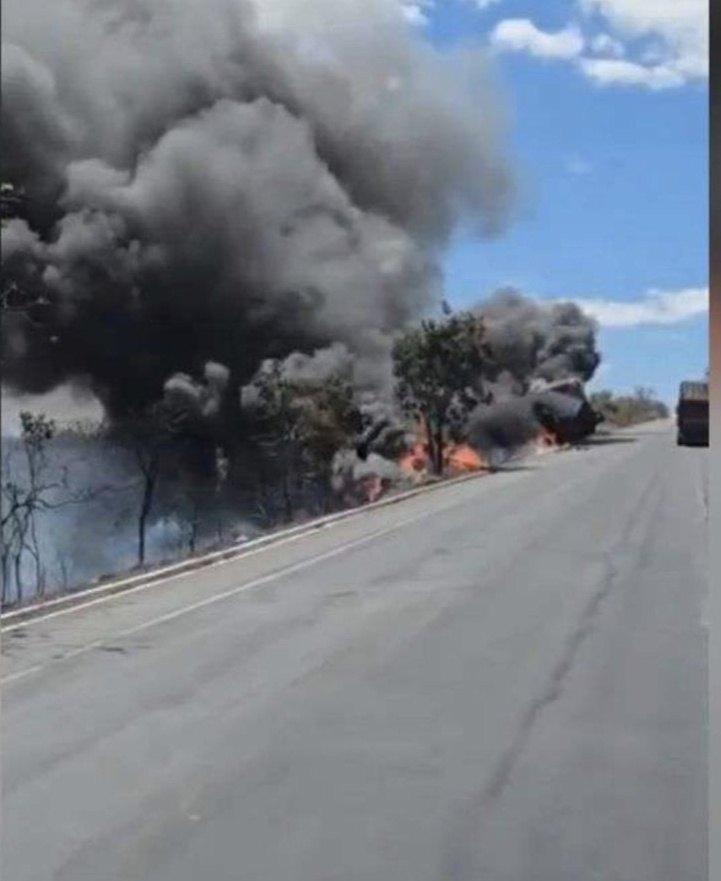 Motorista de Pato Branco morre em incêndio após acidente na BR-251, em Minas Gerais