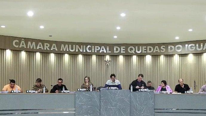 Operação “Tanque Cheio” apura supostas irregularidades na compra de combustível pela Câmara de Vereadores de Quedas do Iguaçu
