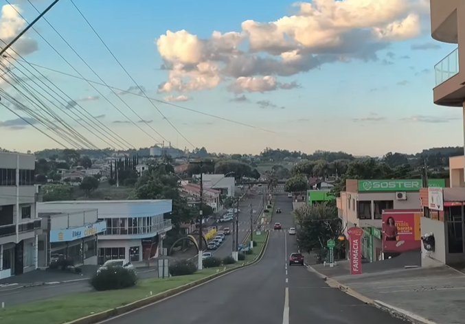 Semana começa com instabilidade e ventos fortes em São Jorge D’Oeste, aponta Simepar
