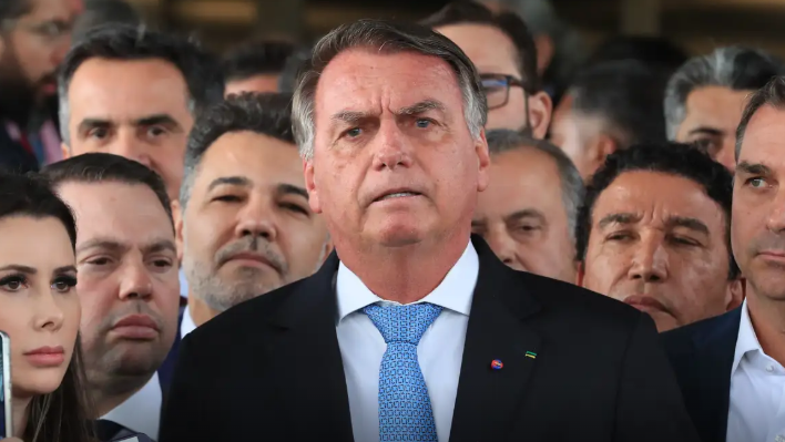 STF inicia julgamento de Bolsonaro e mais sete aliados