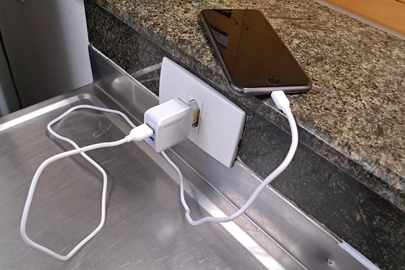 Corpo de Bombeiros alerta para riscos de acidentes com carregadores de celular