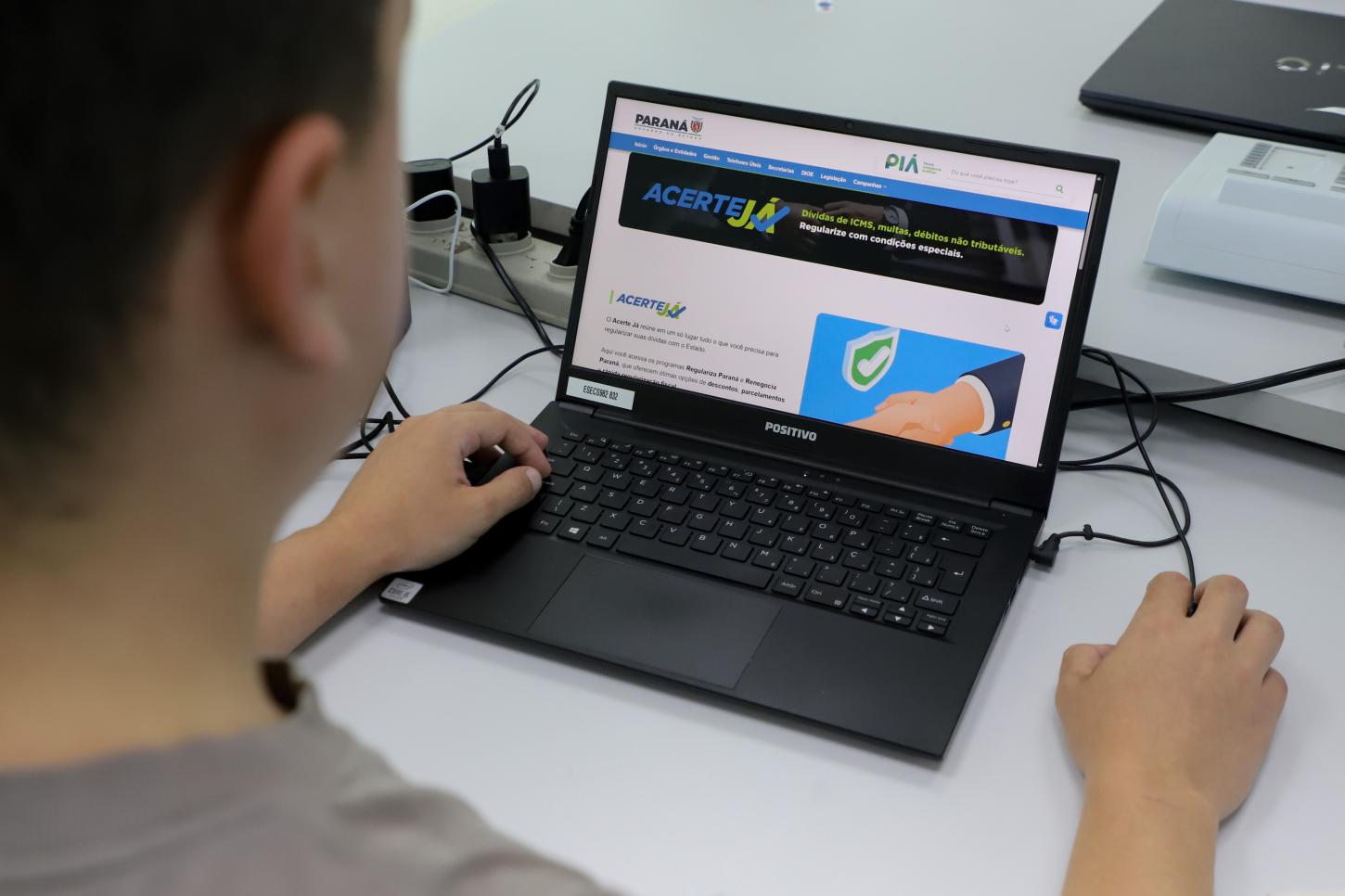 Paraná lança portal unificado para facilitar regularização de dívidas