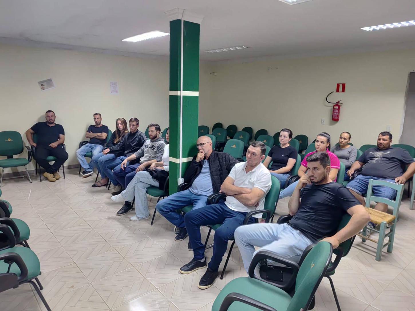 Programa de Crédito Fundiário beneficia 16 famílias em São Jorge D’Oeste e reforça política de acesso à terra