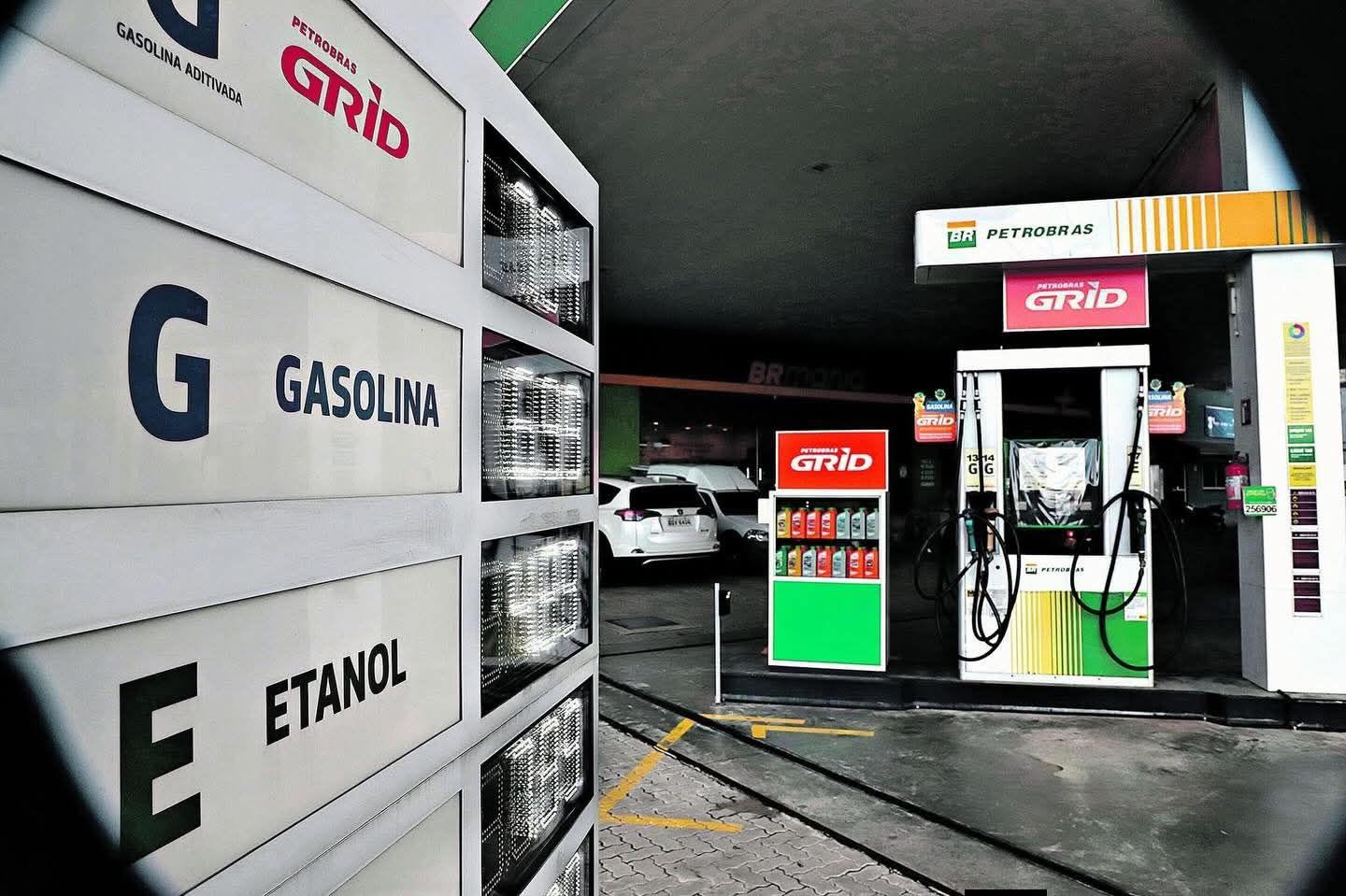 Petrobrás reduz o preço da gasolina em 5,2% nas distribuidoras