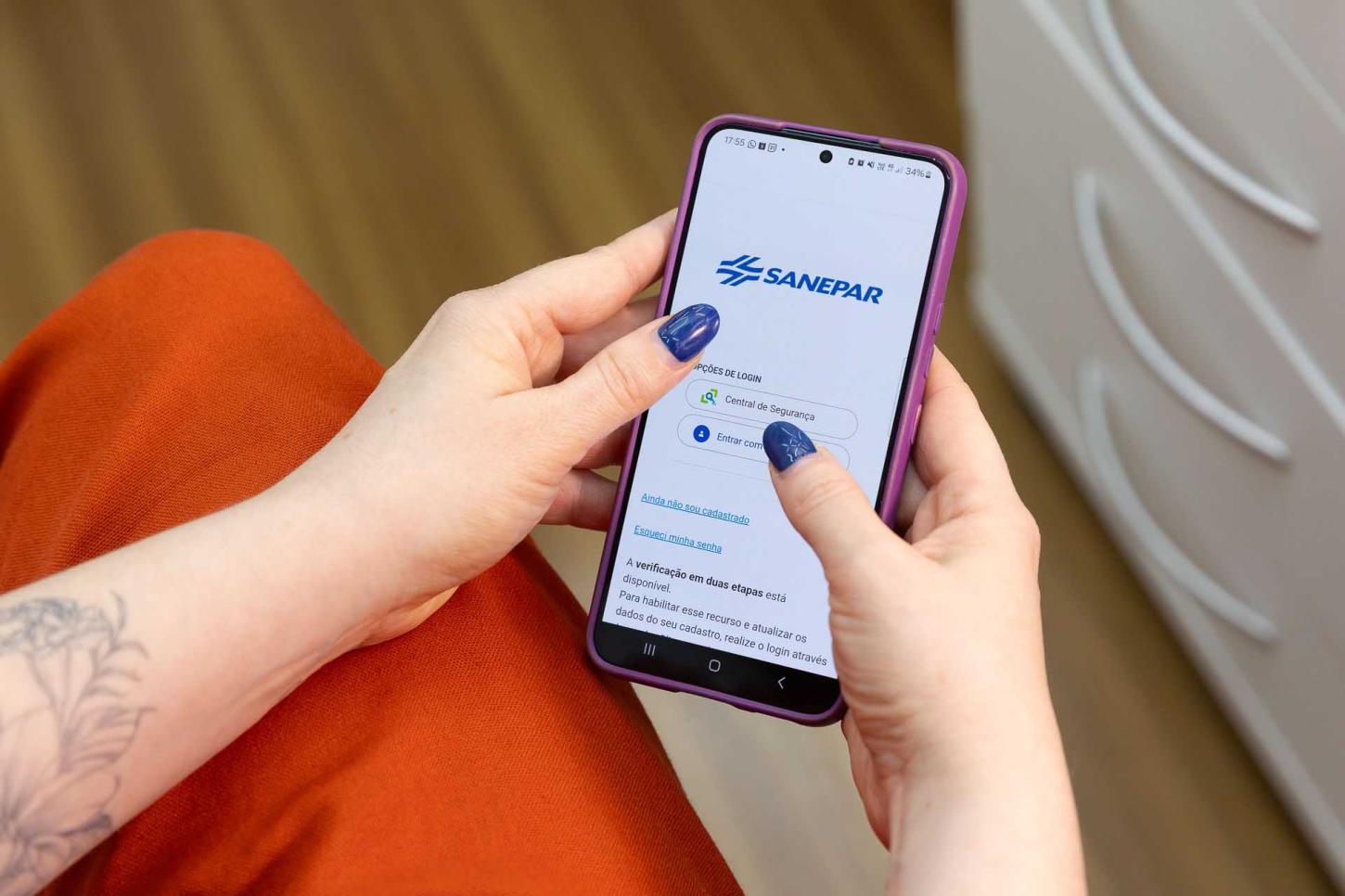 Cliente da Sanepar pode receber aviso de falta-d'água pelo celular