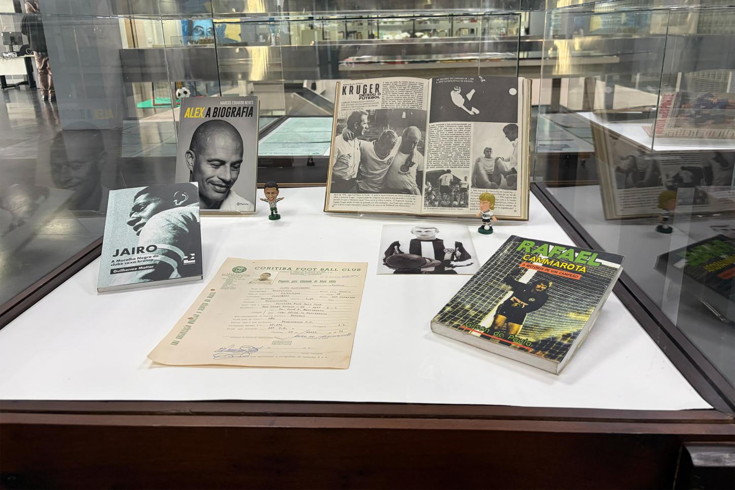 Acervo histórico: exposição sobre futebol paranaense é inaugurada no Arquivo Público
