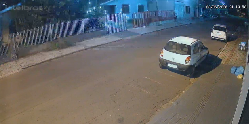 Curtos-circuitos na rede elétrica chamam atenção e provocam clarões no céu em Dois Vizinhos