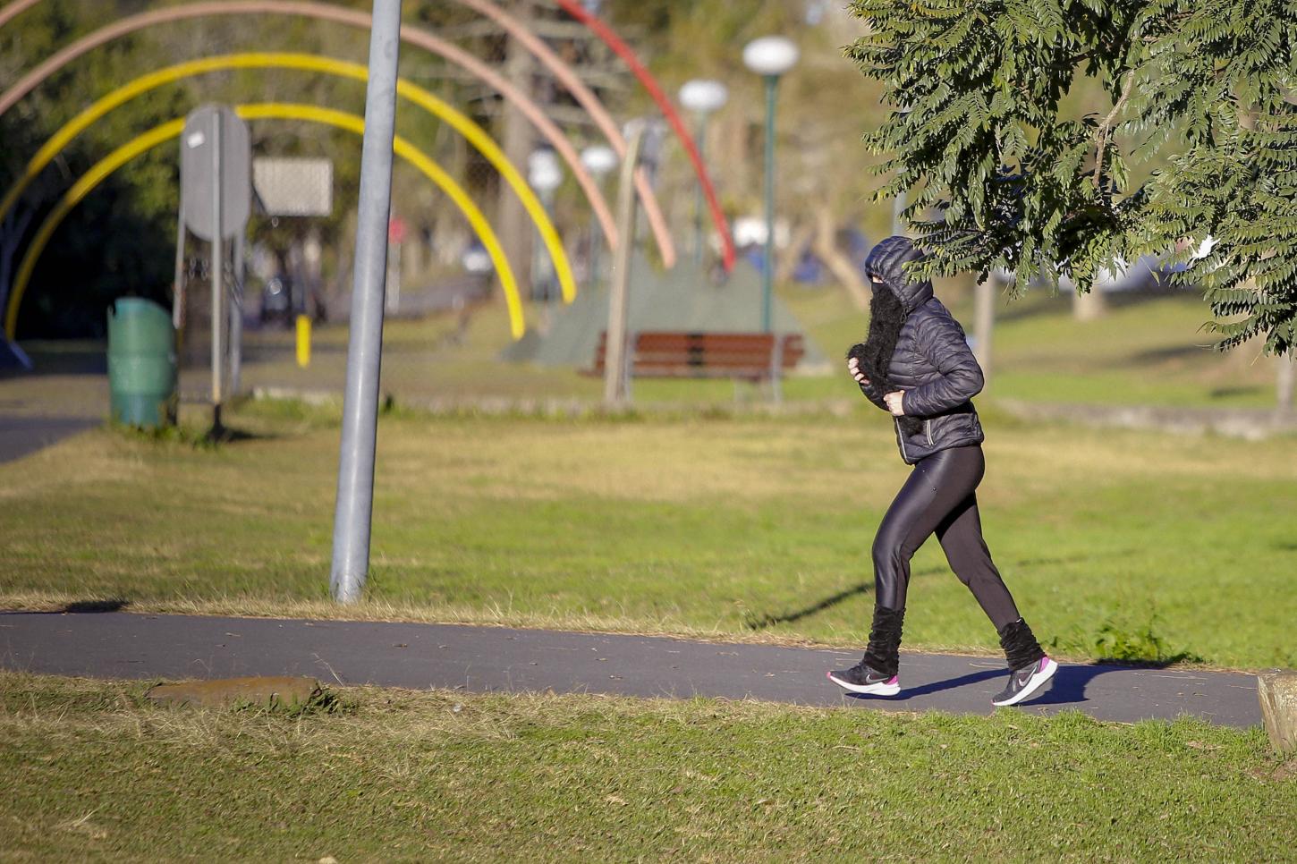 Saúde orienta população para onda de frio e reforça importância da vacinação contra a gripe
