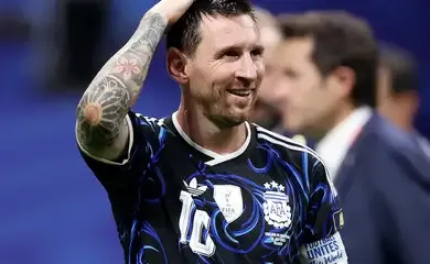 Argentina vence a Inglaterra e garante vaga na final da Copa do Mundo de 2026