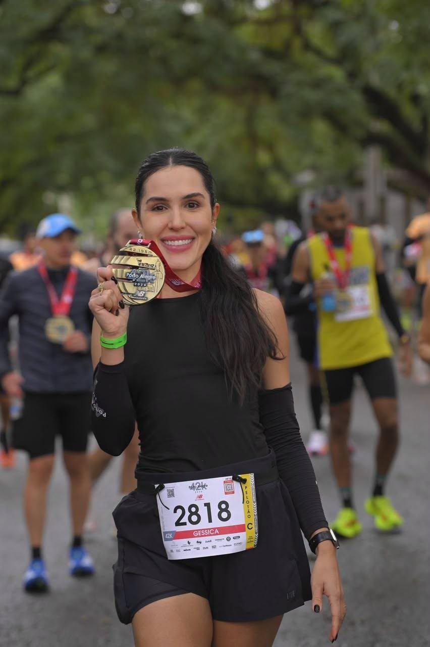 Nutricionista sanjorgense conquista primeira maratona e completa os 42 quilômetros em Porto Alegre