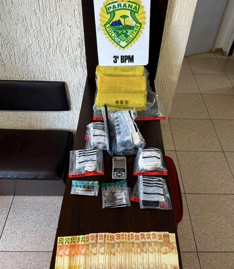 Polícia Militar apreende mais de 8 quilos de drogas e prende três adultos em operação contra o tráfico em Pato Branco